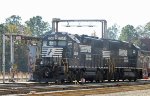 NS 5549 & 7115 beside the fuel racks in Glenwood Yard